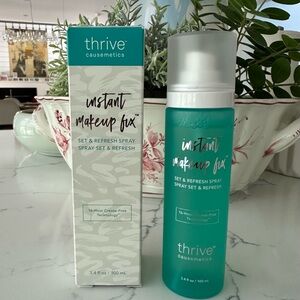 THRIVE CAUSEMETICS 💦 Instant Make Up Fix, Set + Refresh Spray